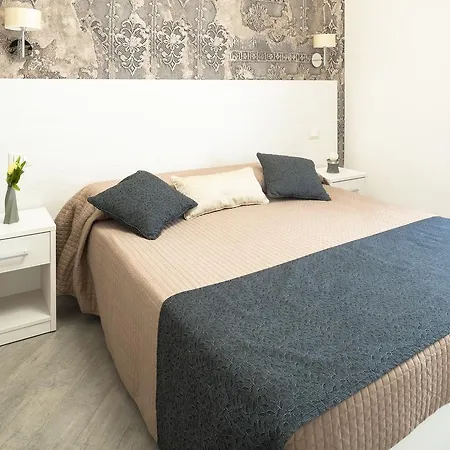 Gasthuis Velvet 4*